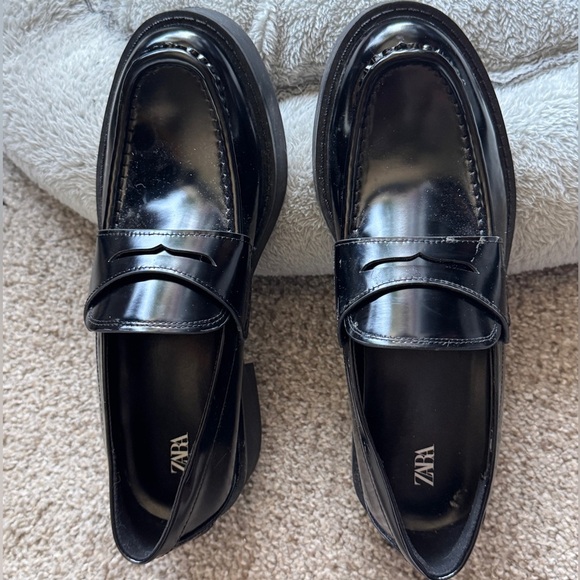 Zara  Black Loafers size 39 - Picture 4 of 11